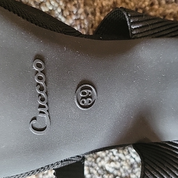 Black Cuccoo Shoe - Picture 3 of 4